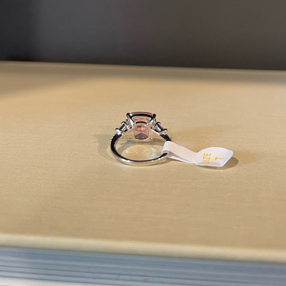 Pink Bomb Party Ring - Picture 5 of 6